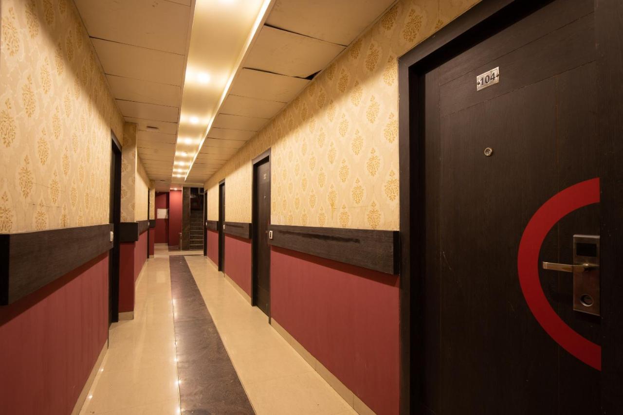 Hotel Minerva Residency - Near Grant Road Railway Station مومباي المظهر الخارجي الصورة