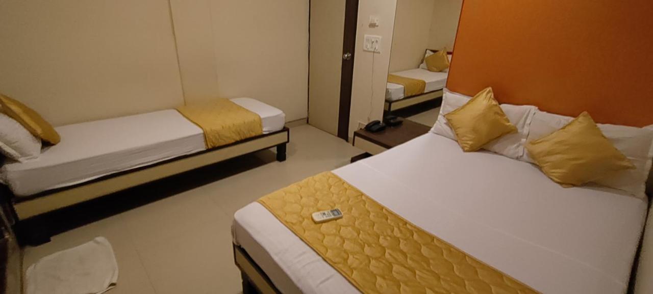 Hotel Minerva Residency - Near Grant Road Railway Station مومباي المظهر الخارجي الصورة